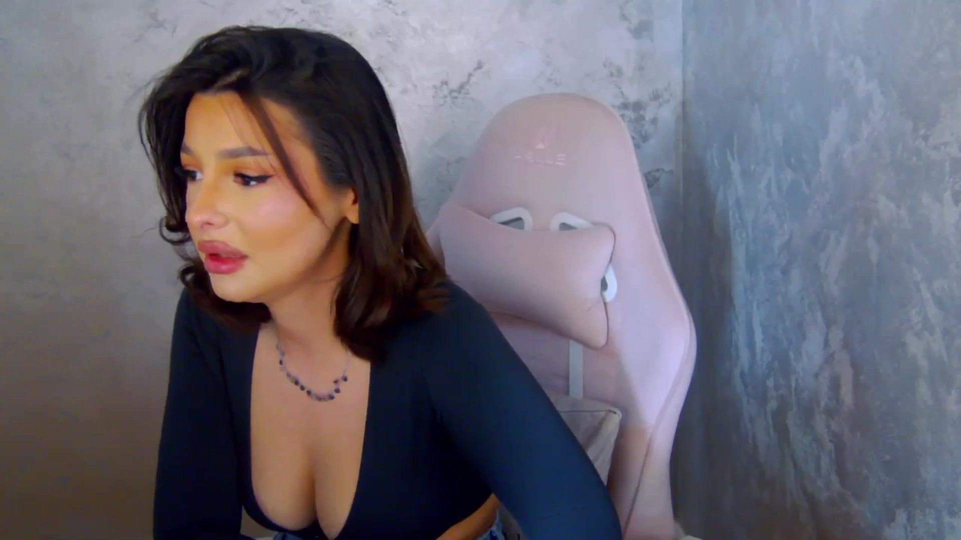 Gallery image thumbnail from WonderWomann's myfreecams stream on, 02/13/2026, 15:02 image 6 of 20