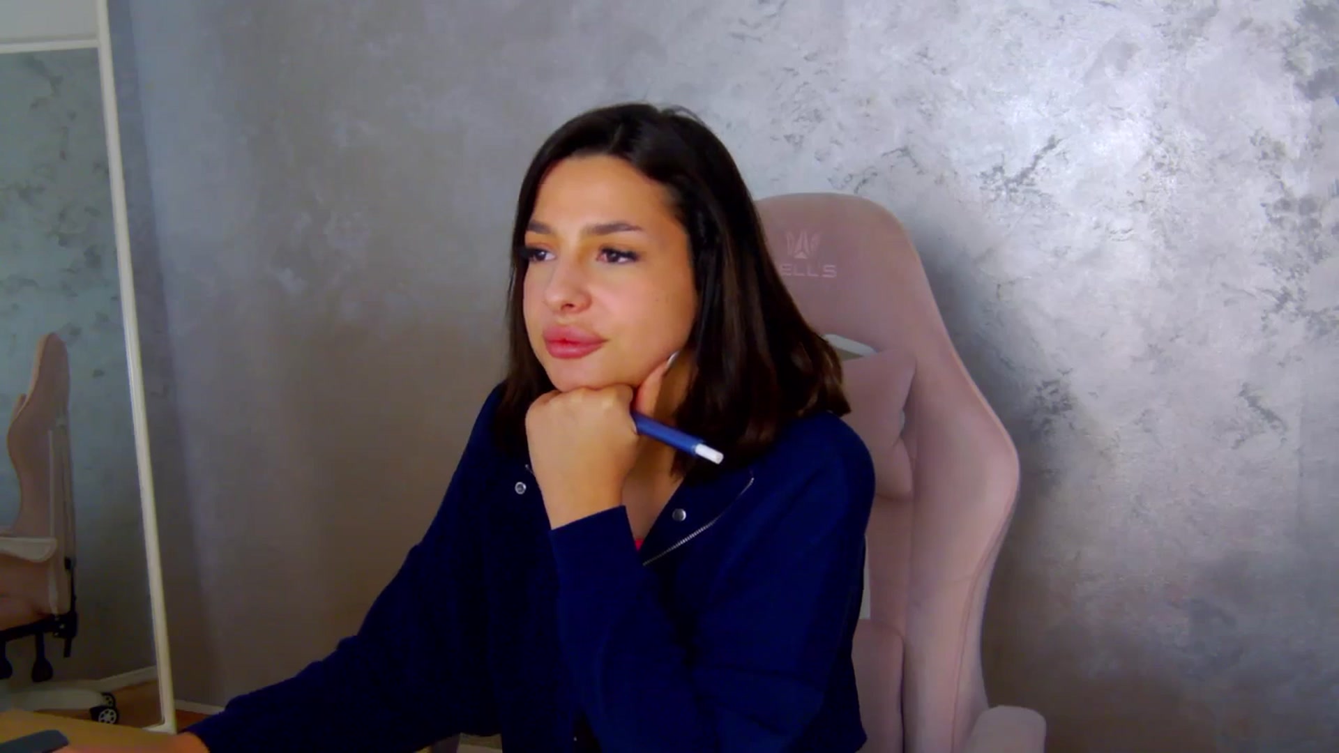 Gallery image thumbnail from WonderWomann's myfreecams stream on, 02/14/2026, 17:53 image 15 of 20