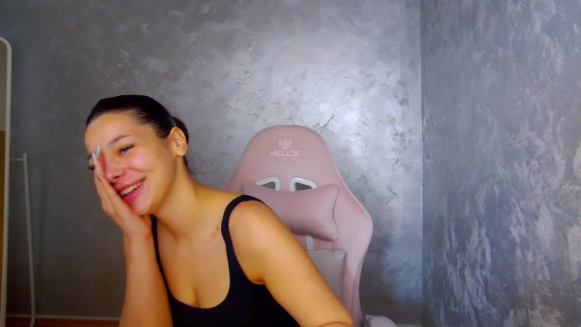 Gallery image thumbnail from WonderWomann's myfreecams stream on, 02/17/2026, 16:18 image 5 of 20