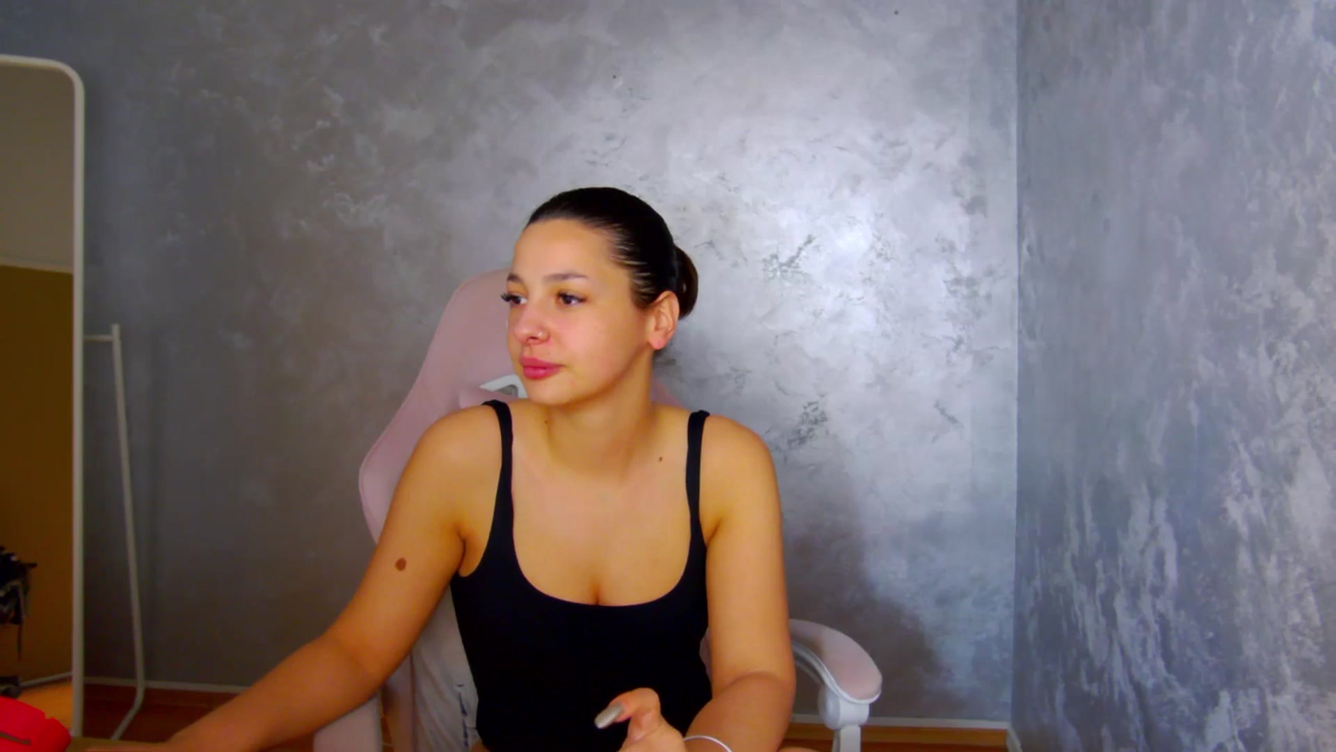 Gallery image thumbnail from WonderWomann's myfreecams stream on, 02/17/2026, 19:10 image 5 of 20