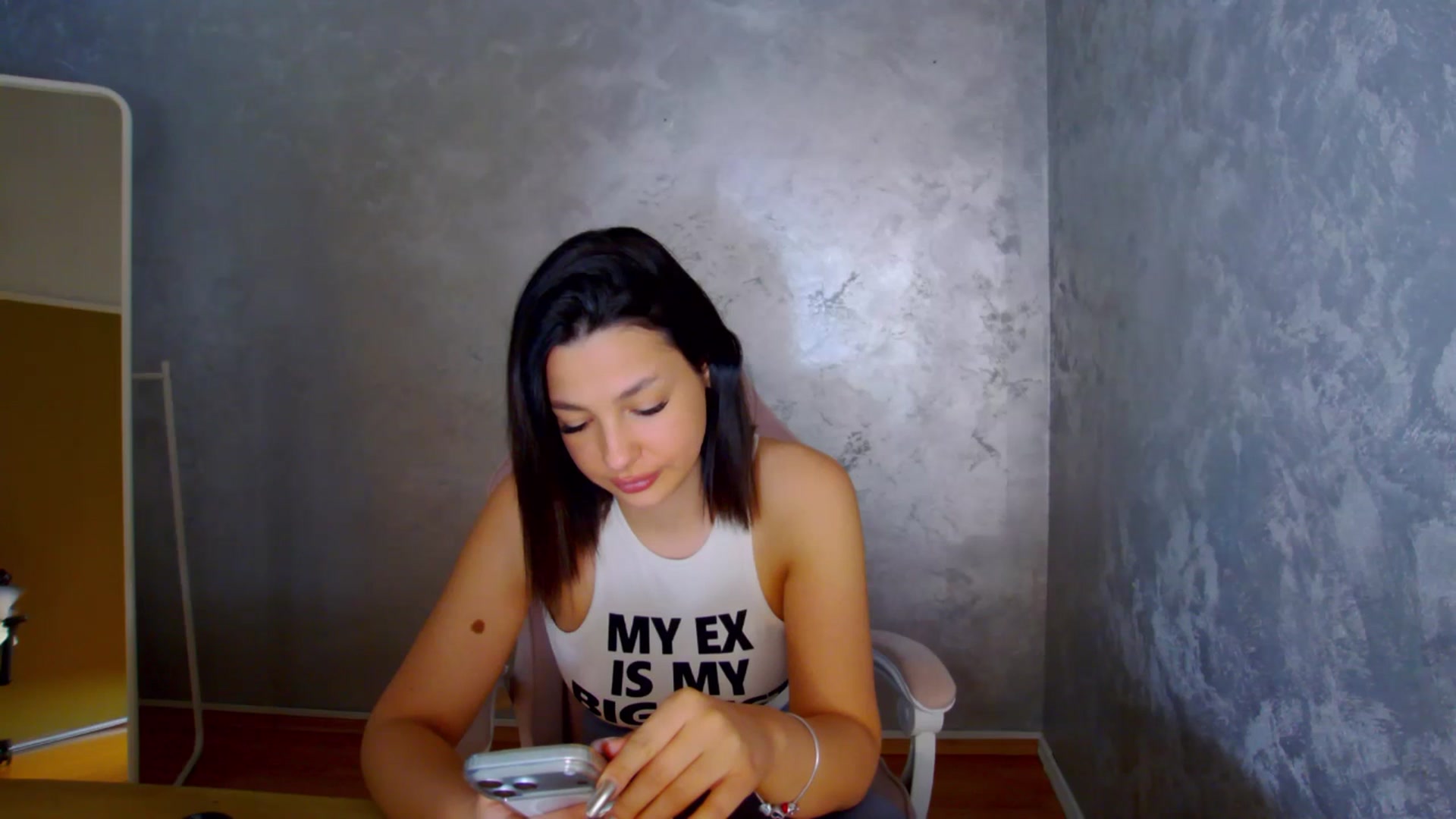 Gallery image thumbnail from WonderWomann's myfreecams stream on, 02/18/2026, 16:15 image 12 of 20