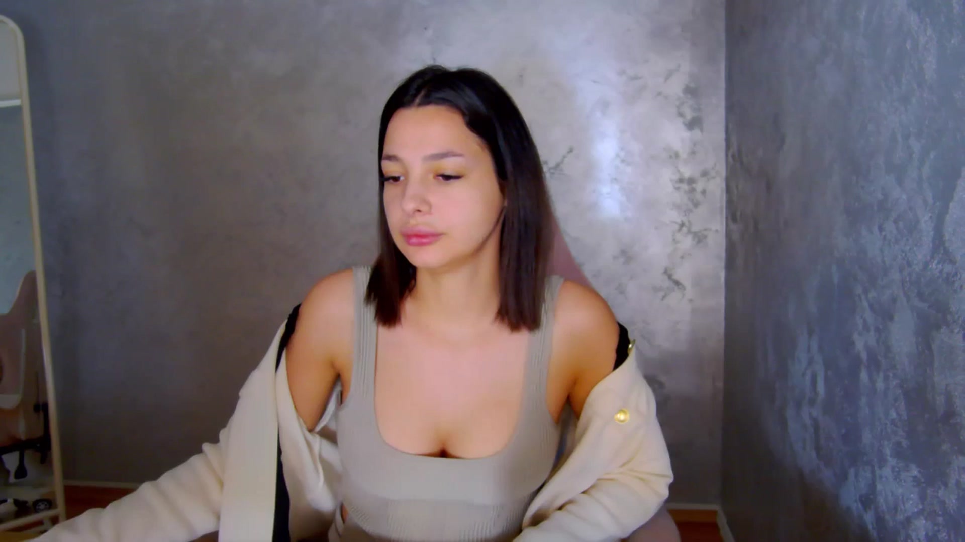 Gallery image thumbnail from WonderWomann's myfreecams stream on, 02/19/2026, 14:50 image 10 of 20