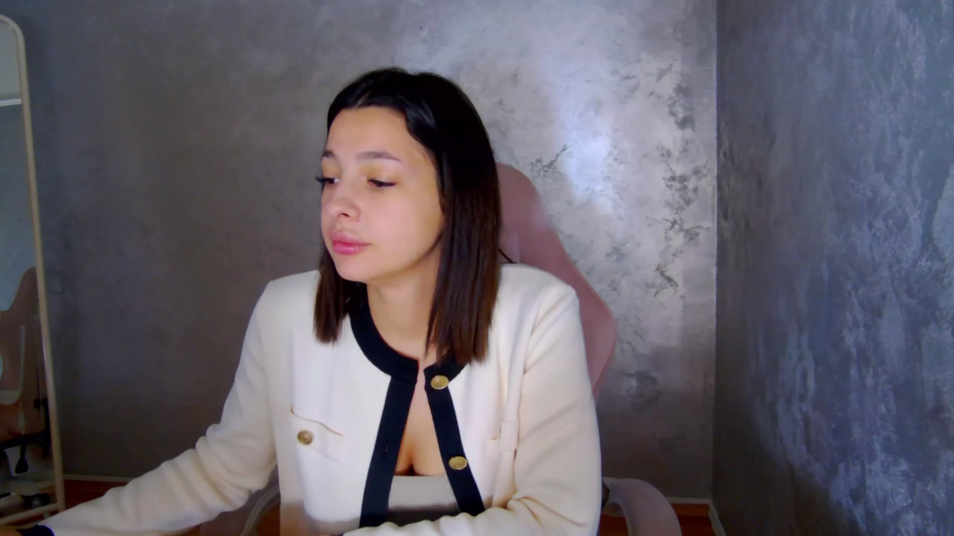 Gallery image thumbnail from WonderWomann's myfreecams stream on, 02/19/2026, 14:50 image 9 of 20