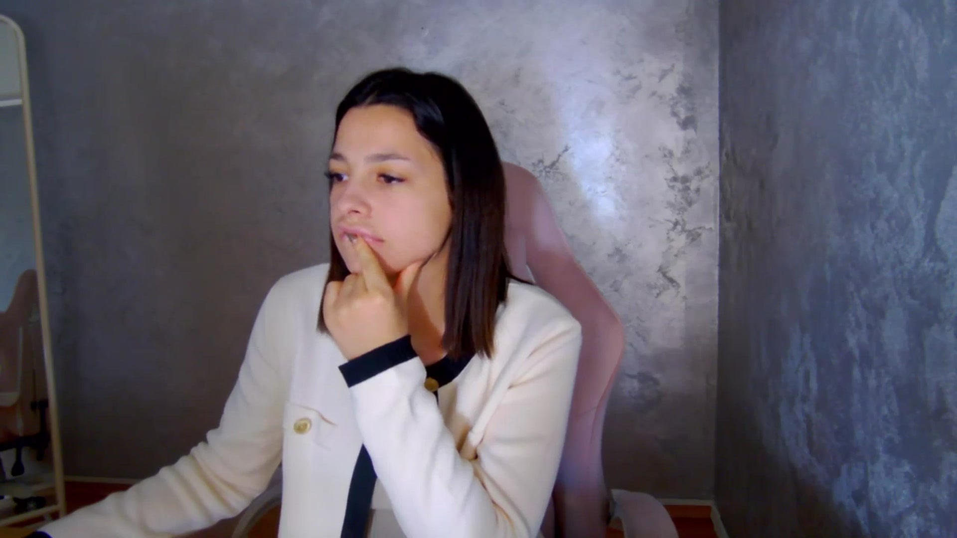 Gallery image thumbnail from WonderWomann's myfreecams stream on, 02/19/2026, 14:50 image 7 of 20