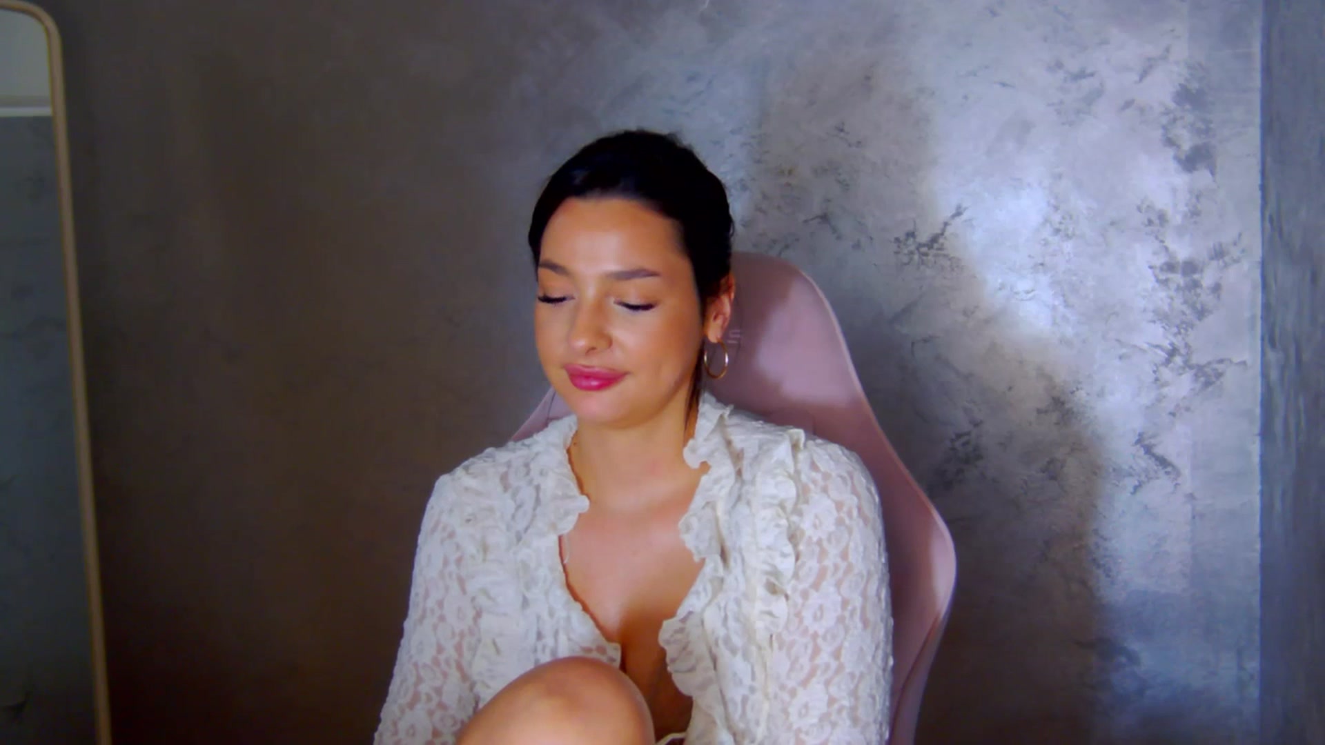 Gallery image thumbnail from WonderWomann's myfreecams stream on, 02/20/2026, 20:16 image 14 of 20