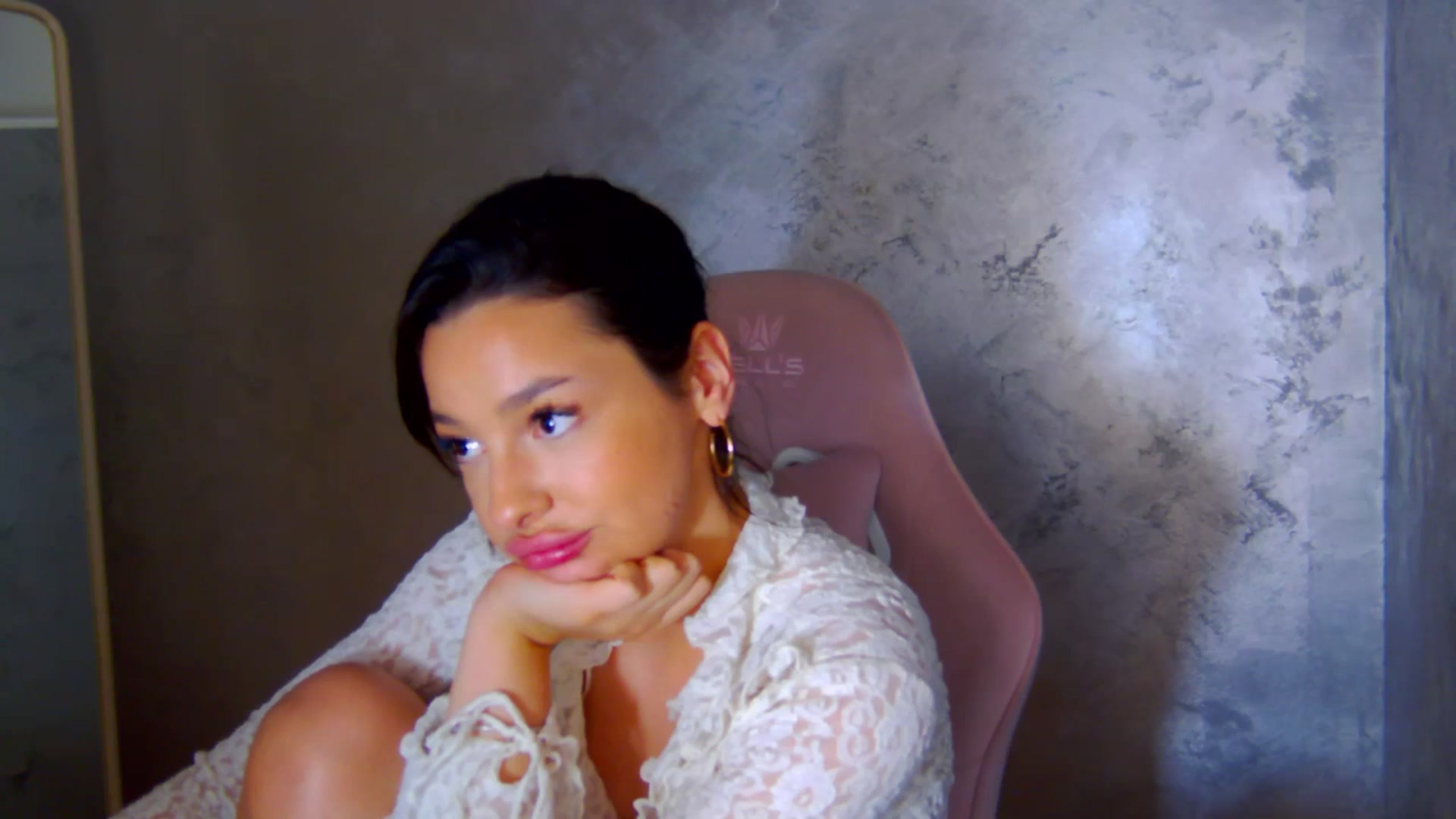 Gallery image thumbnail from WonderWomann's myfreecams stream on, 02/20/2026, 20:16 image 16 of 20