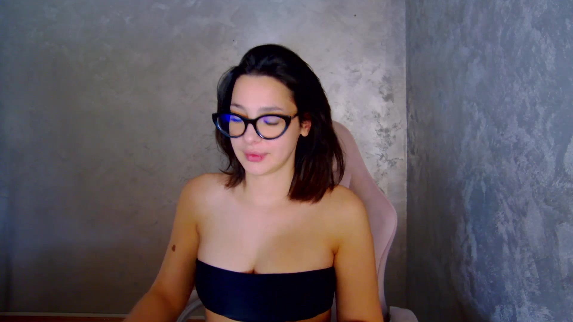 Gallery image thumbnail from WonderWomann's myfreecams stream on, 02/22/2026, 17:08 image 12 of 20