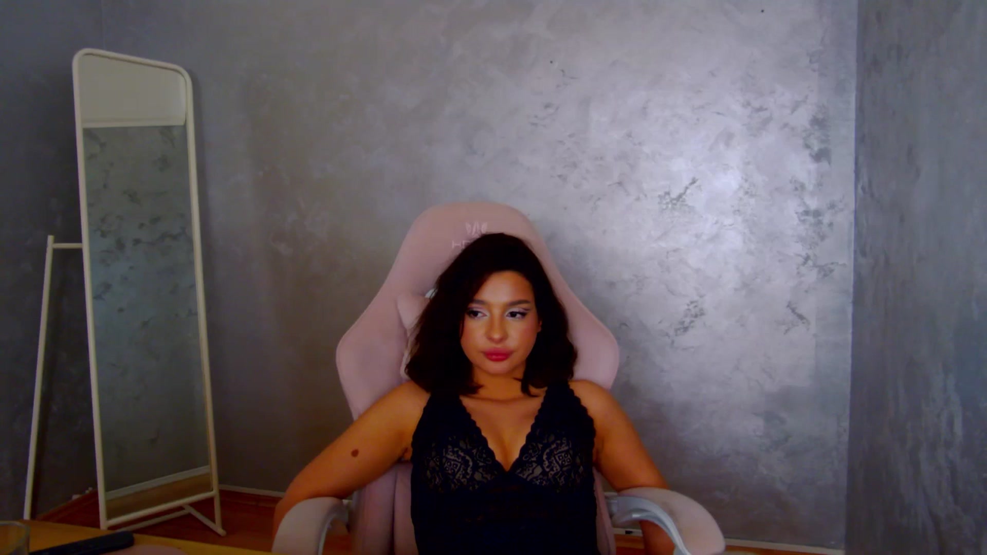 Gallery image thumbnail from WonderWomann's myfreecams stream on, 02/24/2026, 18:52 image 13 of 20