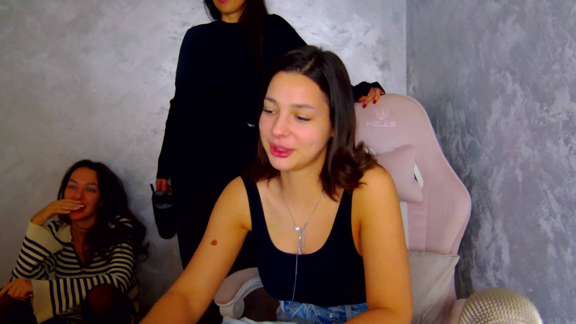 Gallery image thumbnail from WonderWomann's myfreecams stream on, 02/25/2026, 16:01 image 13 of 20