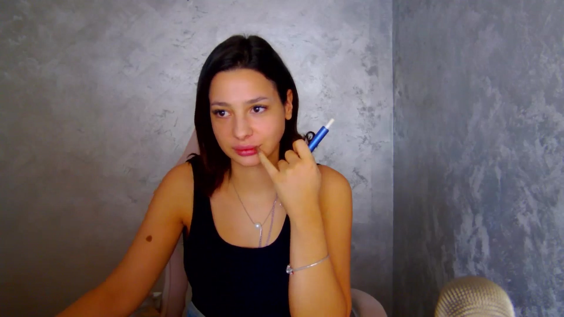 Gallery image thumbnail from WonderWomann's myfreecams stream on, 02/25/2026, 16:01 image 2 of 20