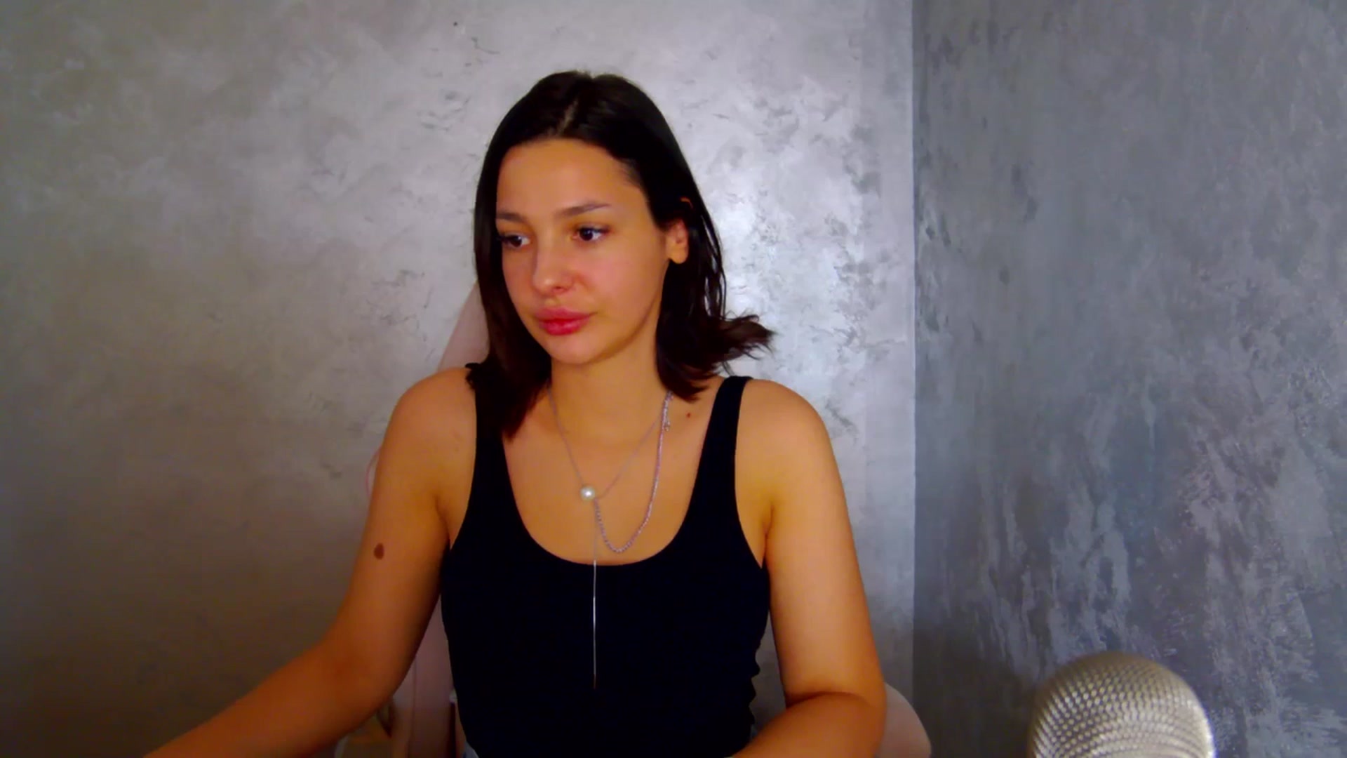 Gallery image thumbnail from WonderWomann's myfreecams stream on, 02/25/2026, 18:34 image 12 of 20