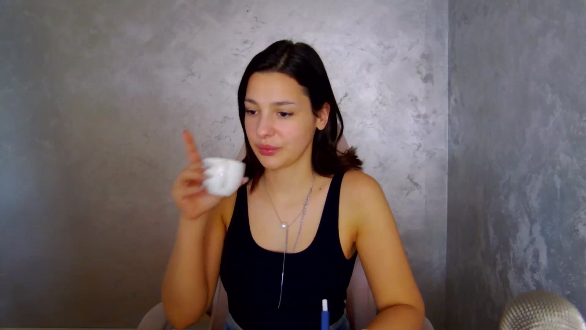 Gallery image thumbnail from WonderWomann's myfreecams stream on, 02/25/2026, 18:34 image 15 of 20