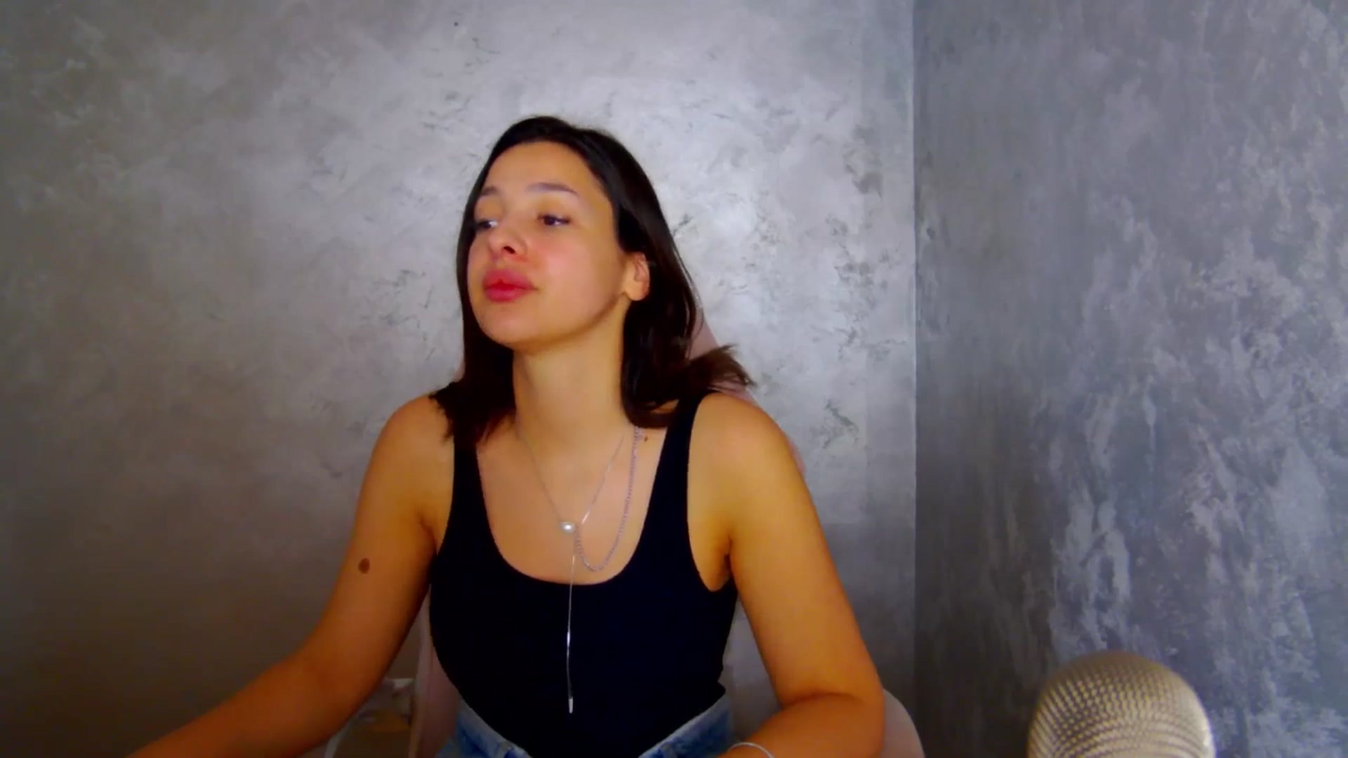 Gallery image thumbnail from WonderWomann's myfreecams stream on, 02/25/2026, 18:34 image 11 of 20