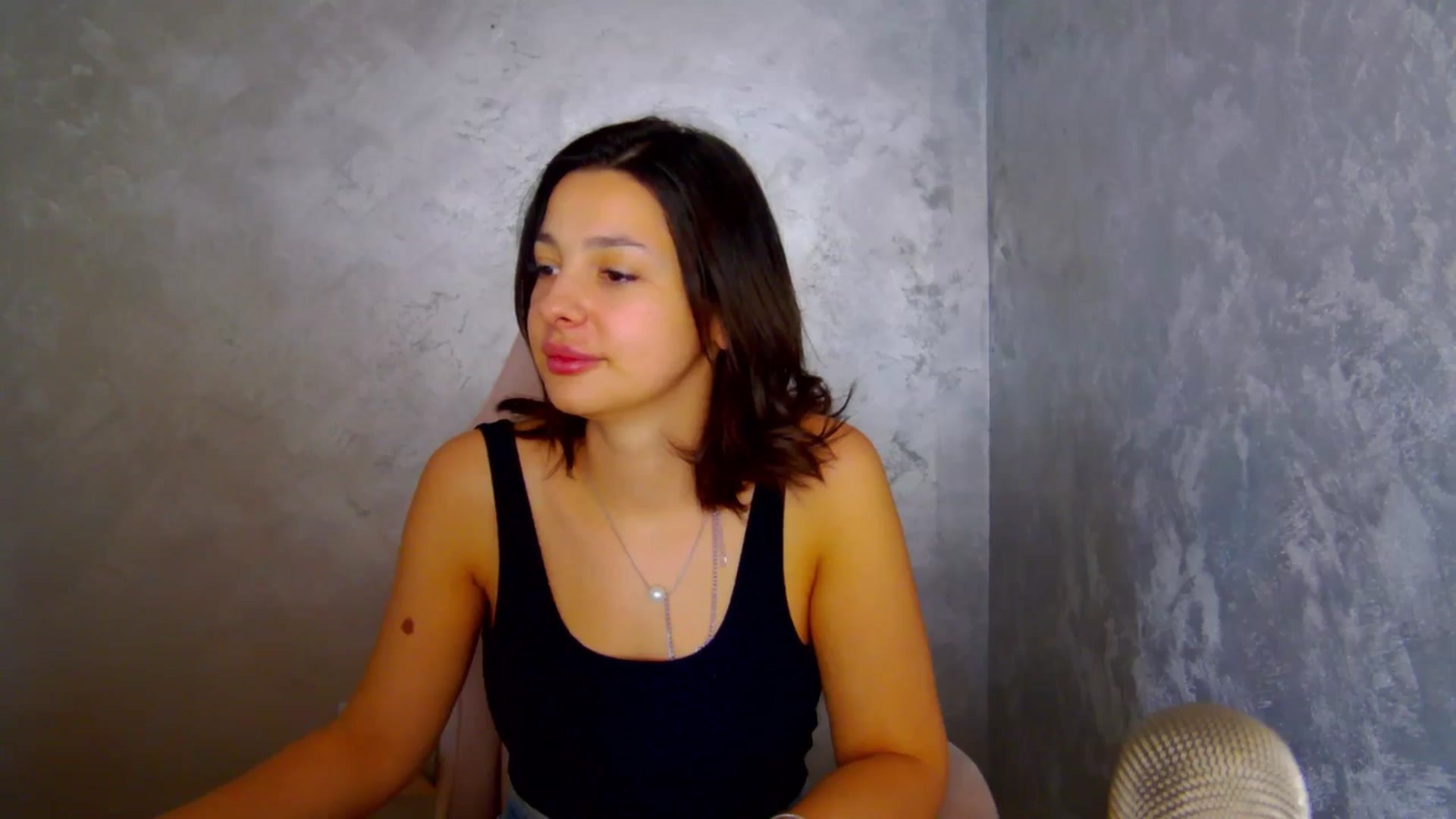 Gallery image thumbnail from WonderWomann's myfreecams stream on, 02/25/2026, 18:34 image 5 of 20