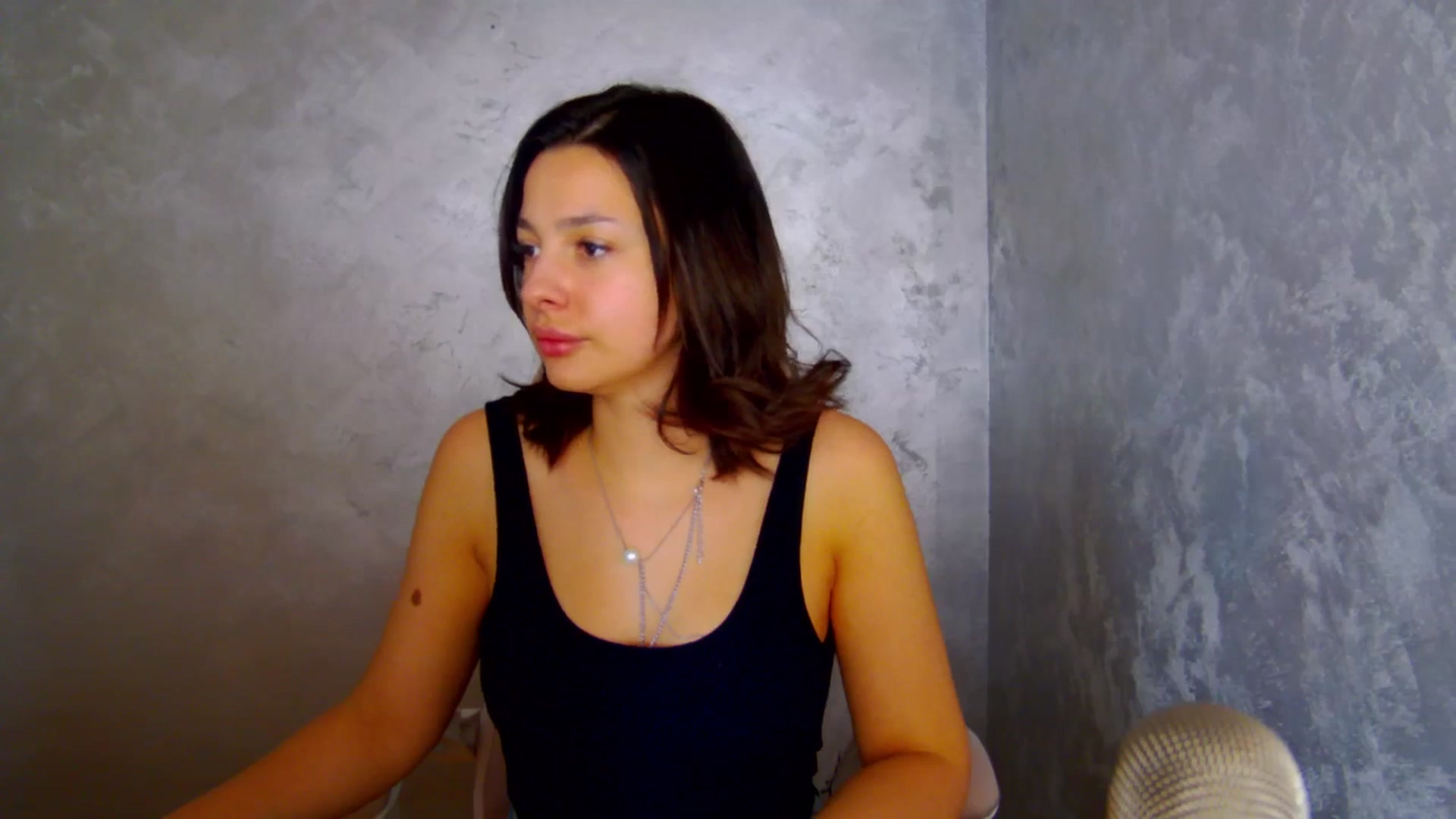 Gallery image thumbnail from WonderWomann's myfreecams stream on, 02/25/2026, 18:34 image 7 of 20
