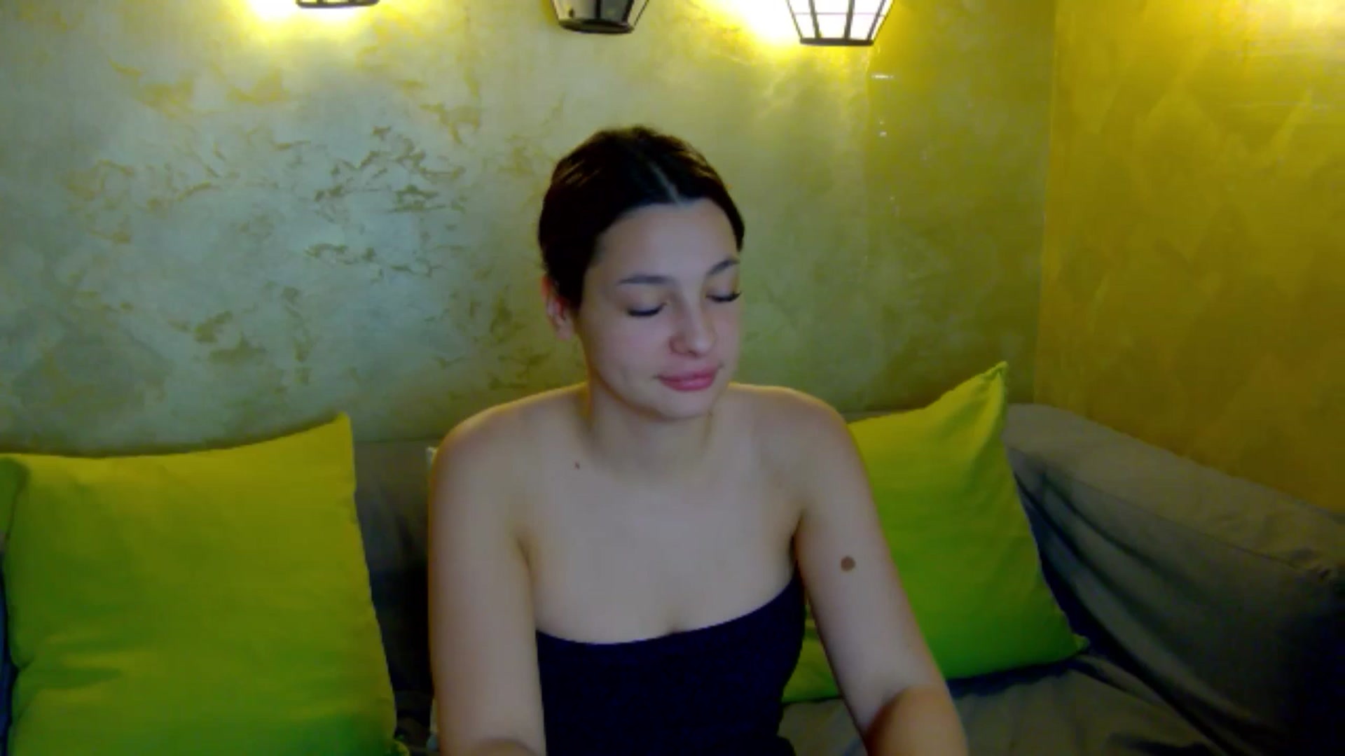 Gallery image thumbnail from WonderWomann's myfreecams stream on, 02/26/2026, 15:04 image 4 of 20