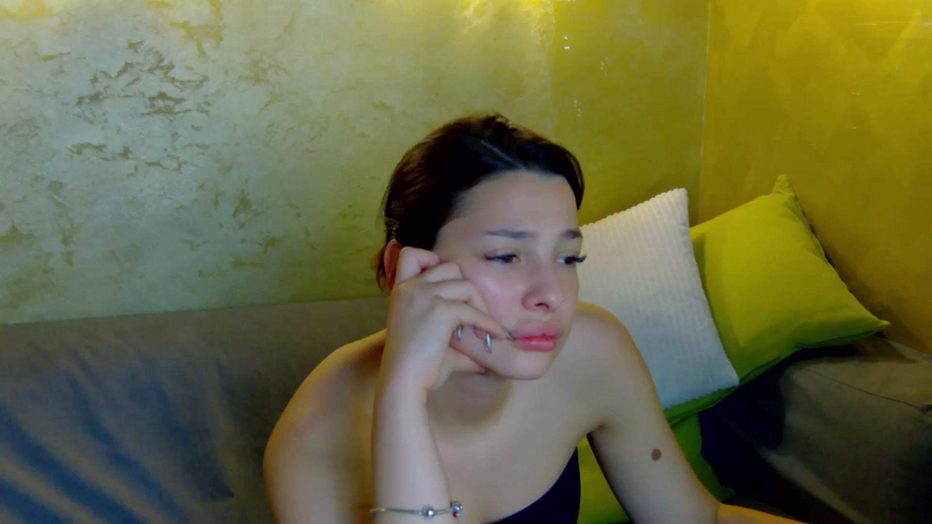 Gallery image thumbnail from WonderWomann's myfreecams stream on, 02/26/2026, 19:24 image 16 of 20
