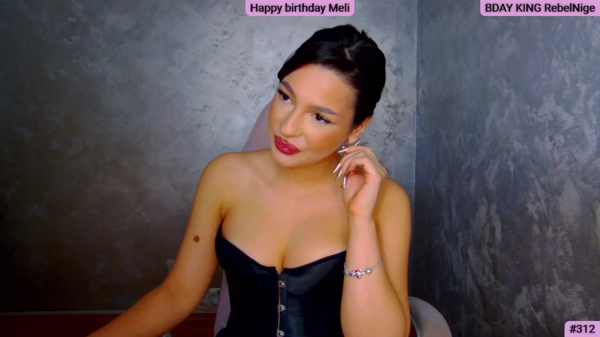 Gallery image thumbnail from WonderWomann's myfreecams stream on, 02/27/2026, 16:39 image 5 of 20