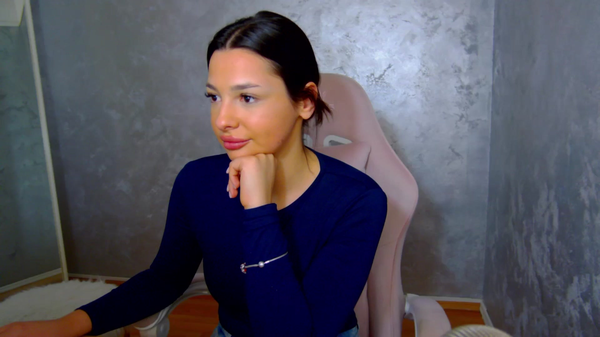 Gallery image thumbnail from WonderWomann's myfreecams stream on, 03/03/2026, 16:04 image 19 of 20