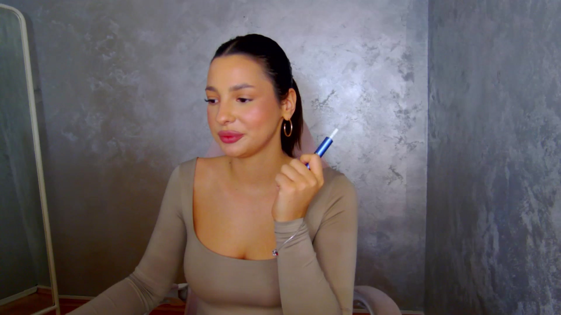 Gallery image thumbnail from WonderWomann's myfreecams stream on, 03/05/2026, 16:03 image 15 of 20