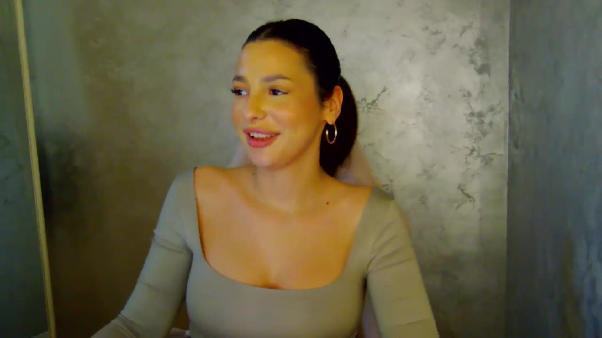 Gallery image thumbnail from WonderWomann's myfreecams stream on, 03/05/2026, 19:54 image 15 of 20