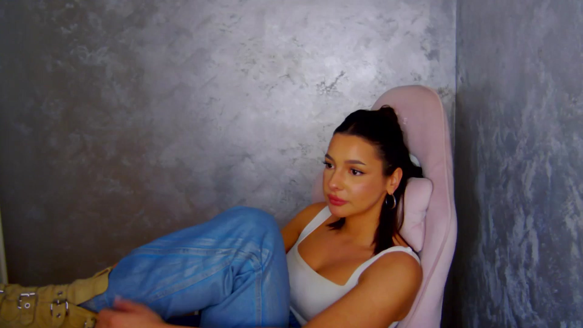 Gallery image thumbnail from WonderWomann's myfreecams stream on, 03/07/2026, 19:41 image 10 of 20