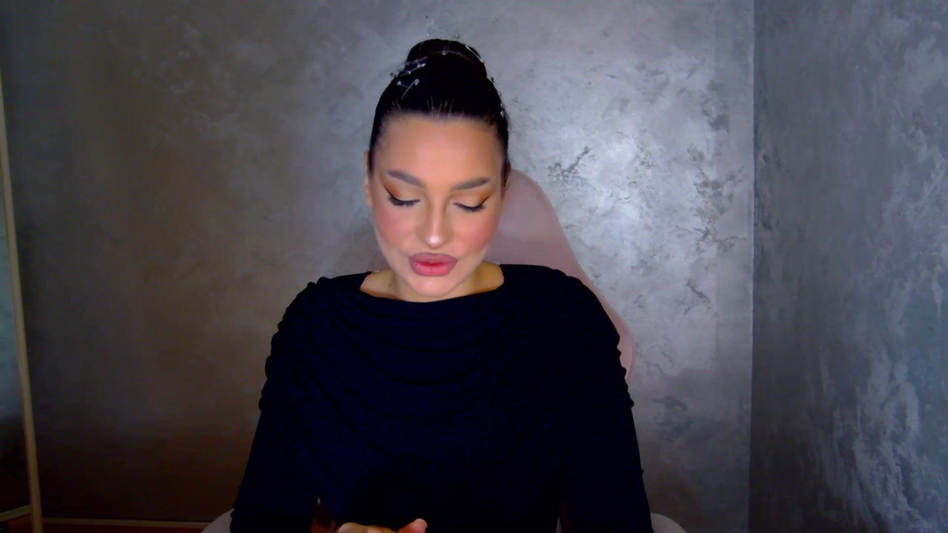 Gallery image thumbnail from WonderWomann's myfreecams stream on, 03/08/2026, 16:42 image 4 of 20