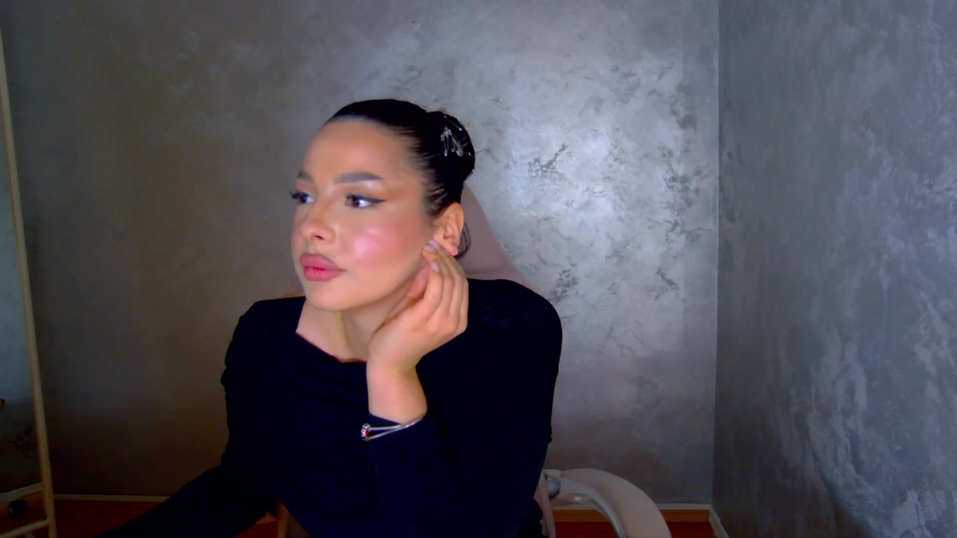 Gallery image thumbnail from WonderWomann's myfreecams stream on, 03/08/2026, 19:38 image 12 of 20