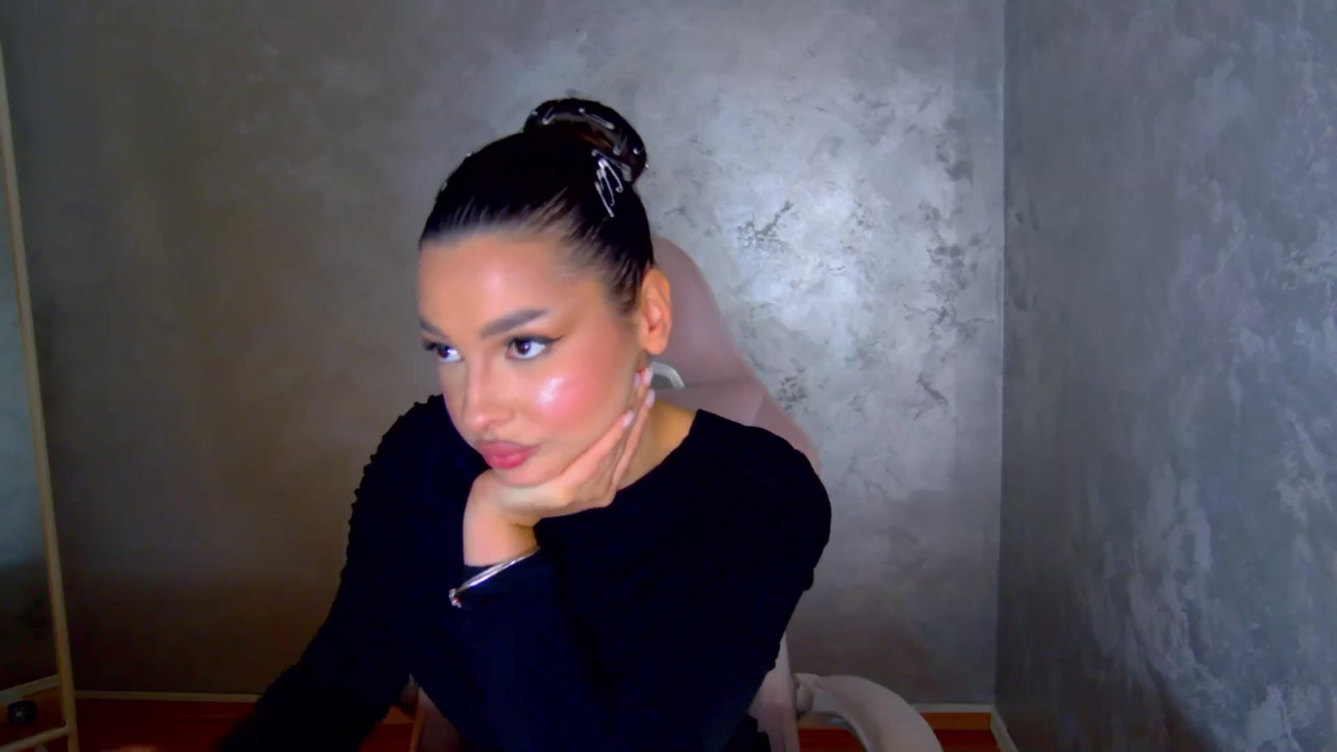 Gallery image thumbnail from WonderWomann's myfreecams stream on, 03/08/2026, 19:38 image 14 of 20