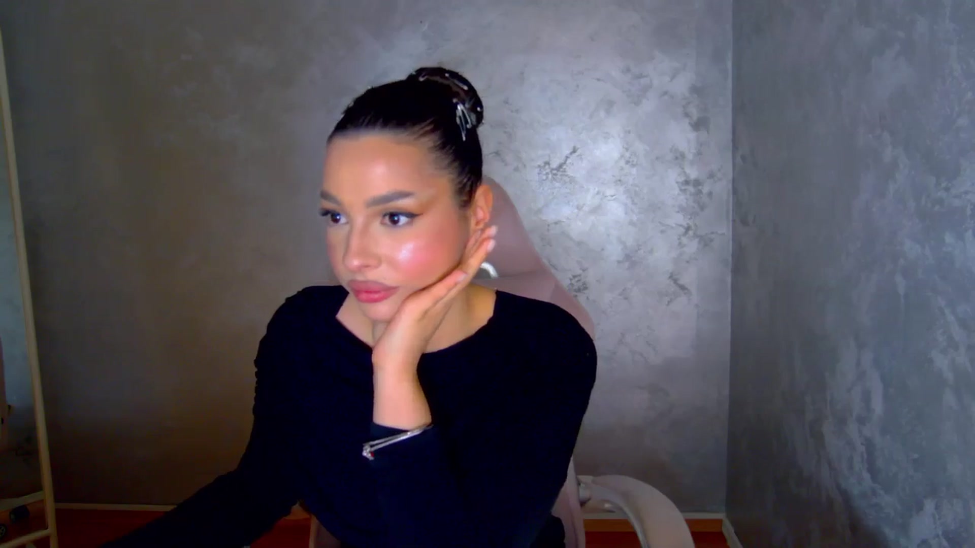 Gallery image thumbnail from WonderWomann's myfreecams stream on, 03/08/2026, 19:38 image 8 of 20