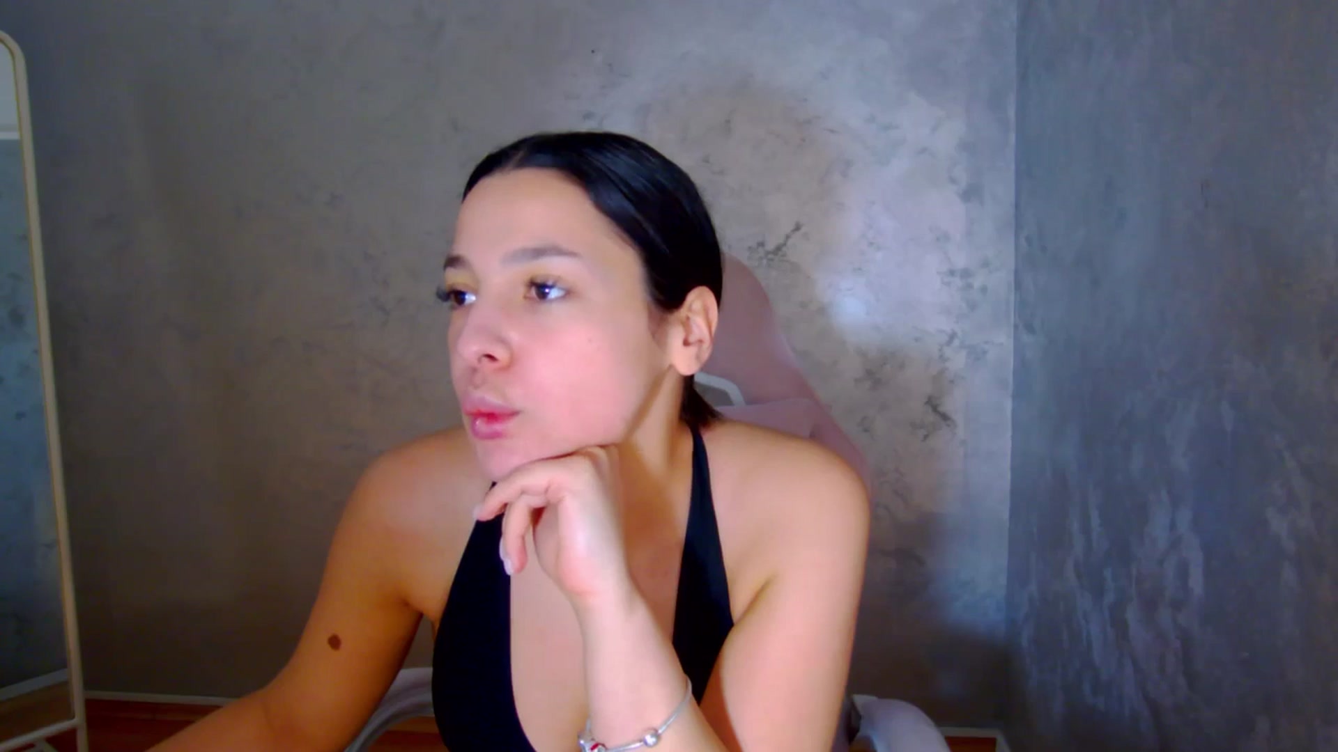 Gallery image thumbnail from WonderWomann's myfreecams stream on, 03/09/2026, 16:02 image 9 of 20