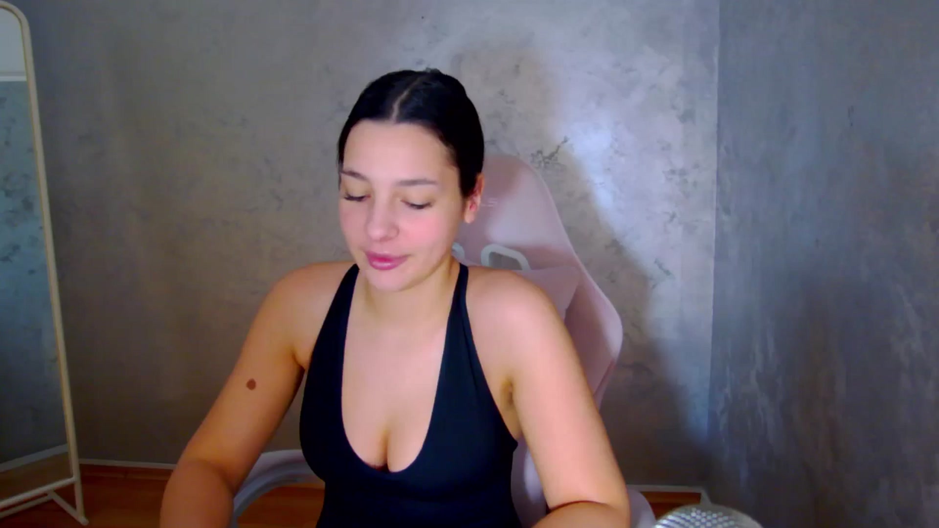 Gallery image thumbnail from WonderWomann's myfreecams stream on, 03/09/2026, 20:05 image 7 of 20