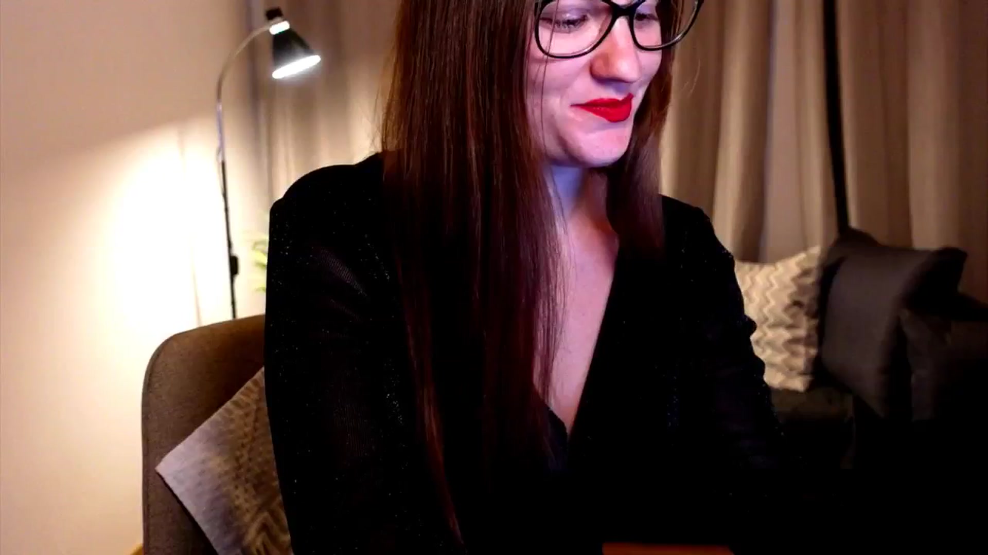Gallery image thumbnail from Wonderr_Woman's myfreecams stream on, 09/27/2024, 15:30 image 8 of 20