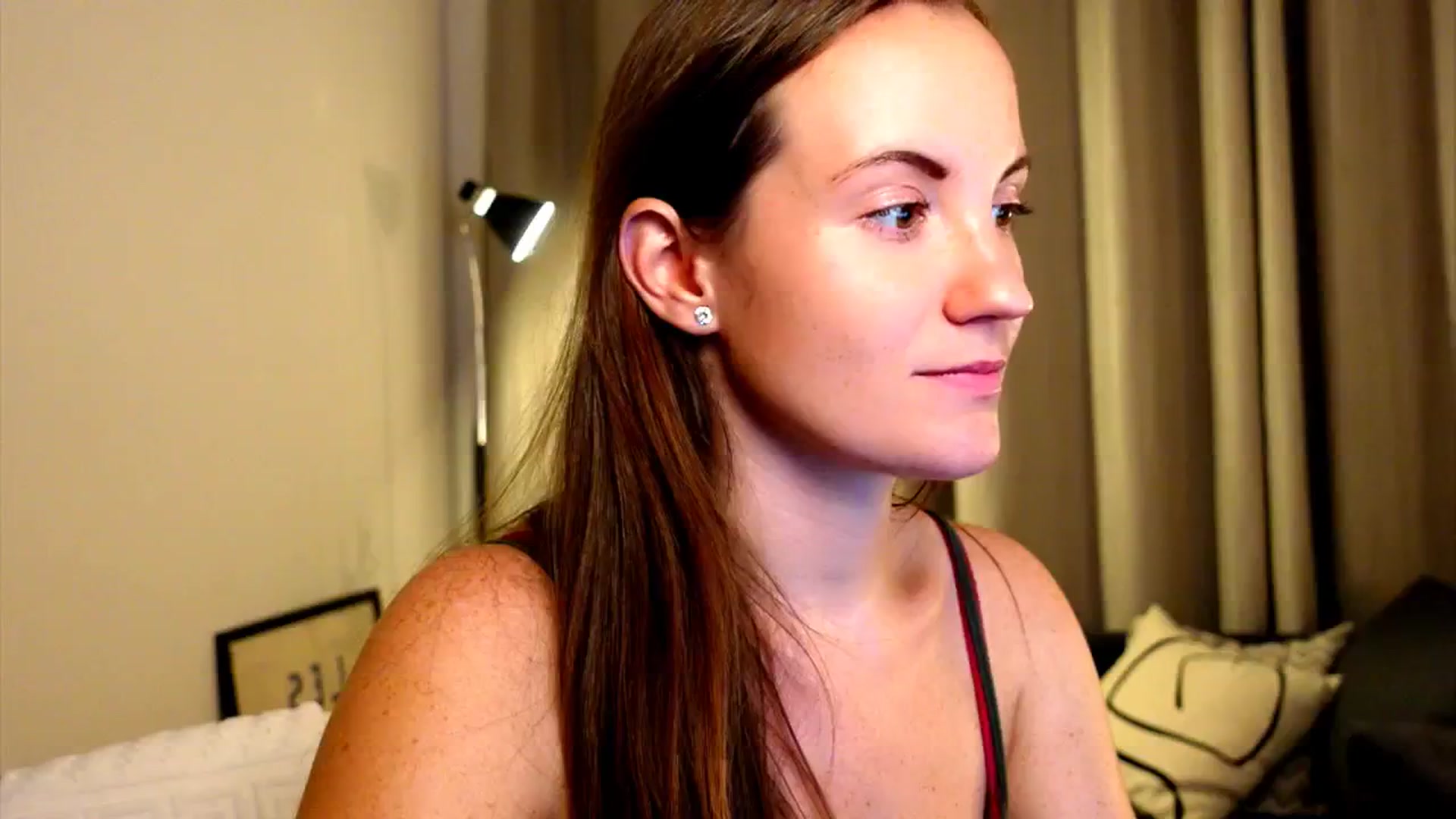 Gallery image thumbnail from Wonderr_Woman's myfreecams stream on, 10/01/2024, 13:56 image 4 of 20