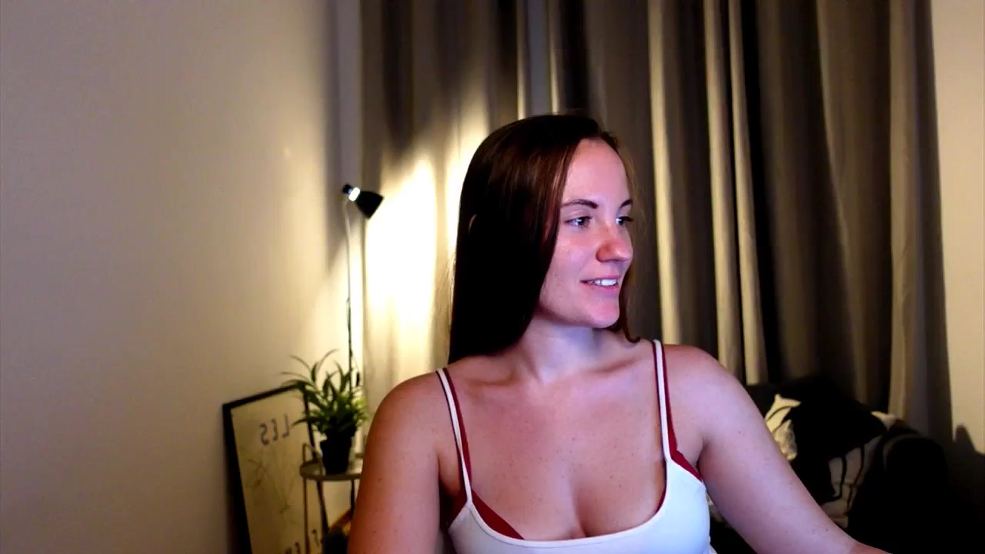 Gallery image thumbnail from Wonderr_Woman's myfreecams stream on, 10/05/2024, 14:10 image 15 of 20