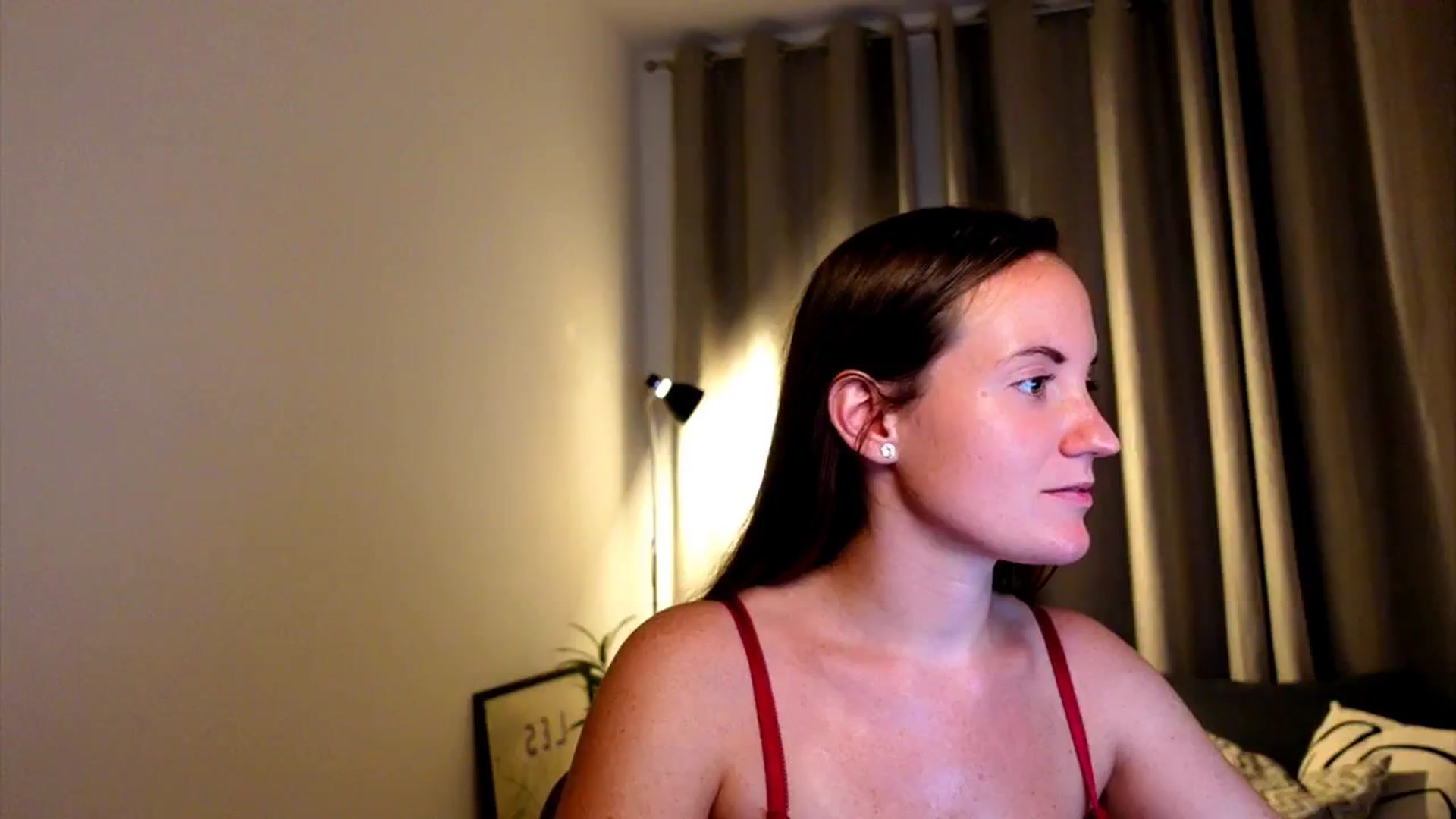 Gallery image thumbnail from Wonderr_Woman's myfreecams stream on, 10/05/2024, 17:07 image 1 of 20
