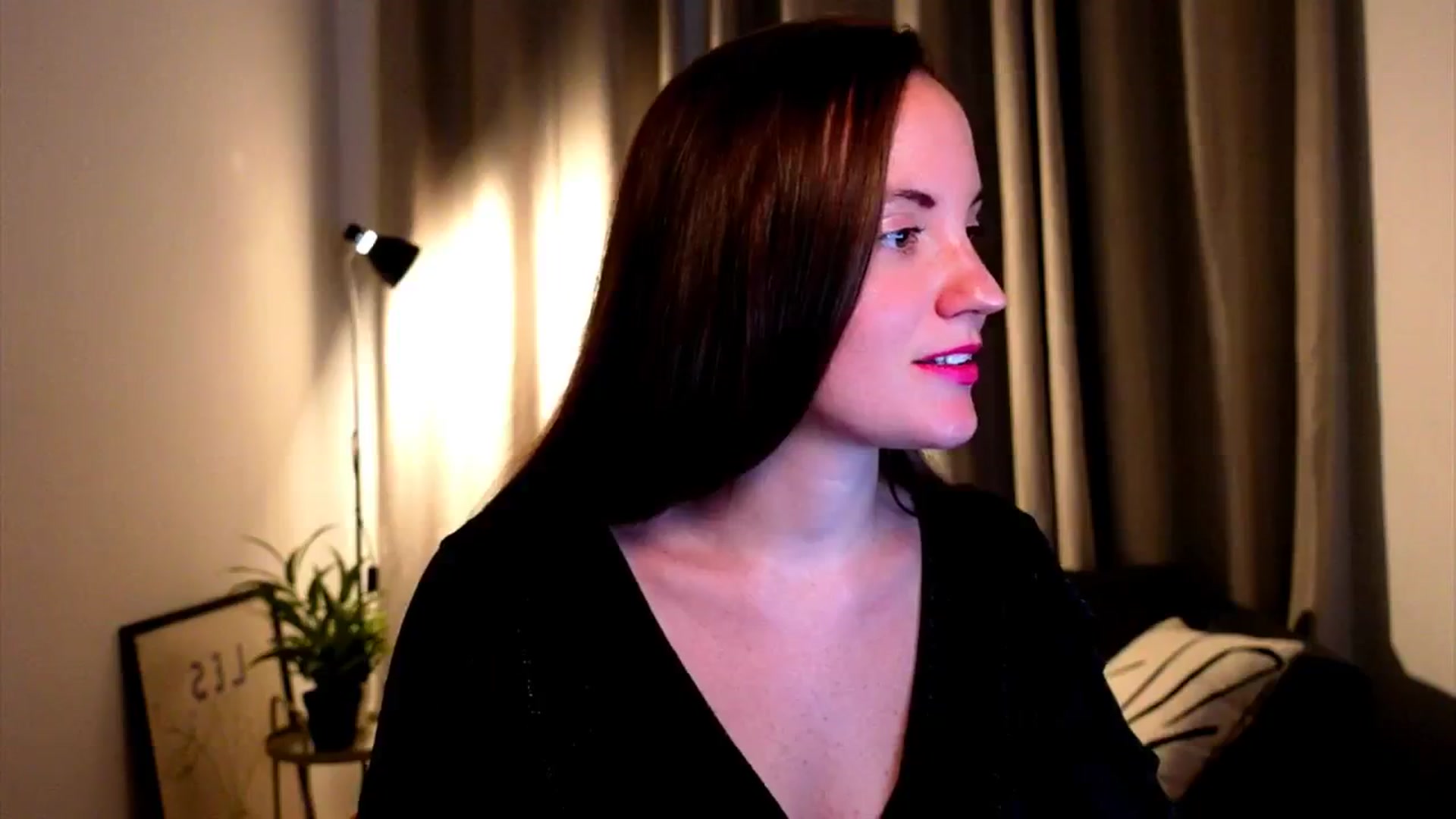 Gallery image thumbnail from Wonderr_Woman's myfreecams stream on, 10/07/2024, 20:43 image 17 of 20