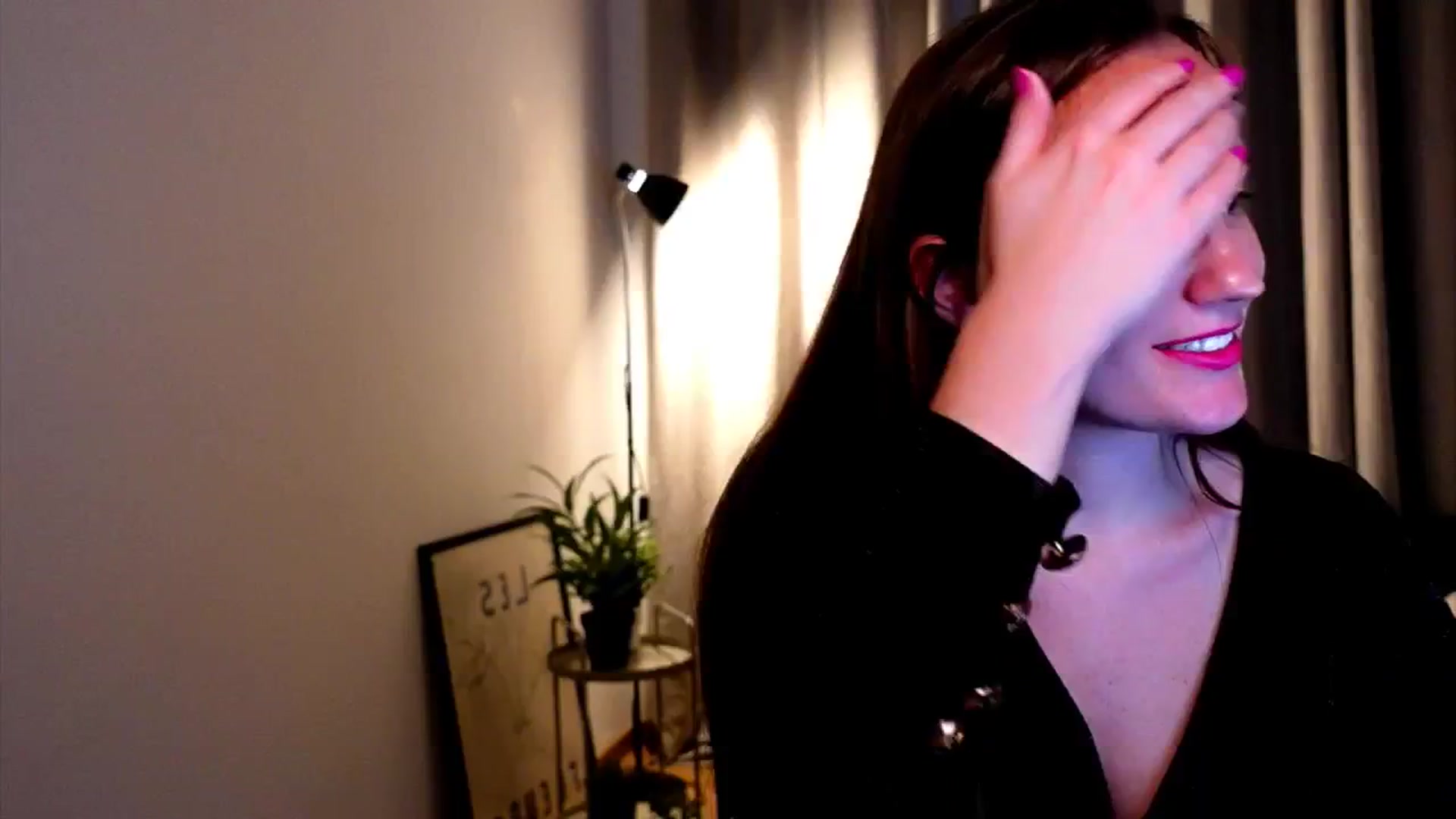 Gallery image thumbnail from Wonderr_Woman's myfreecams stream on, 10/07/2024, 21:52 image 4 of 20