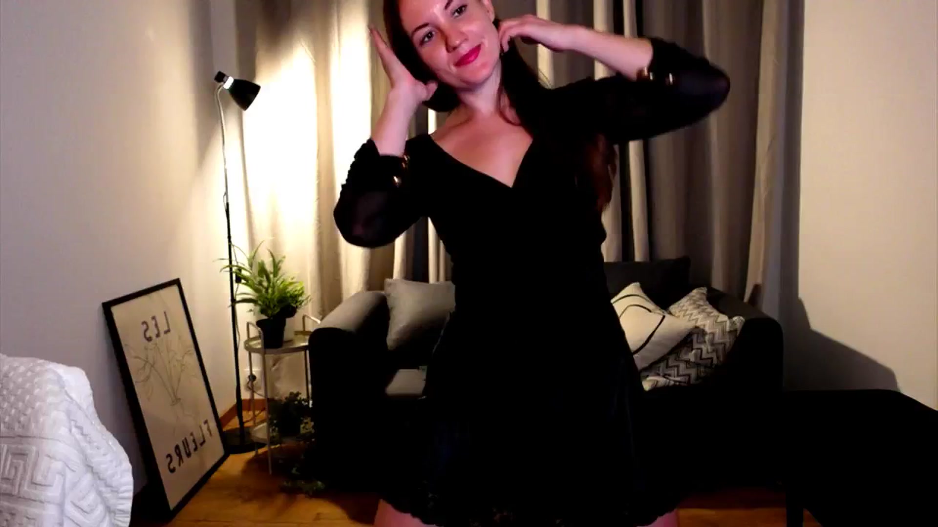 Gallery image thumbnail from Wonderr_Woman's myfreecams stream on, 10/13/2024, 15:19 image 4 of 20
