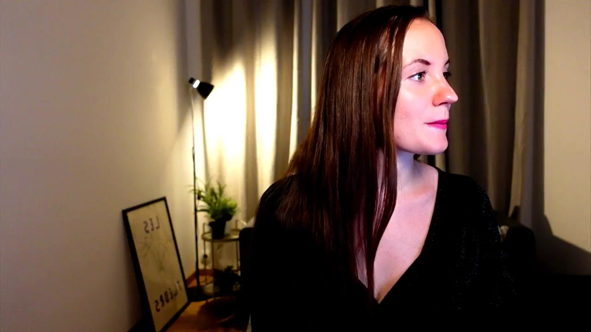 Gallery image thumbnail from Wonderr_Woman's myfreecams stream on, 10/13/2024, 18:16 image 3 of 20