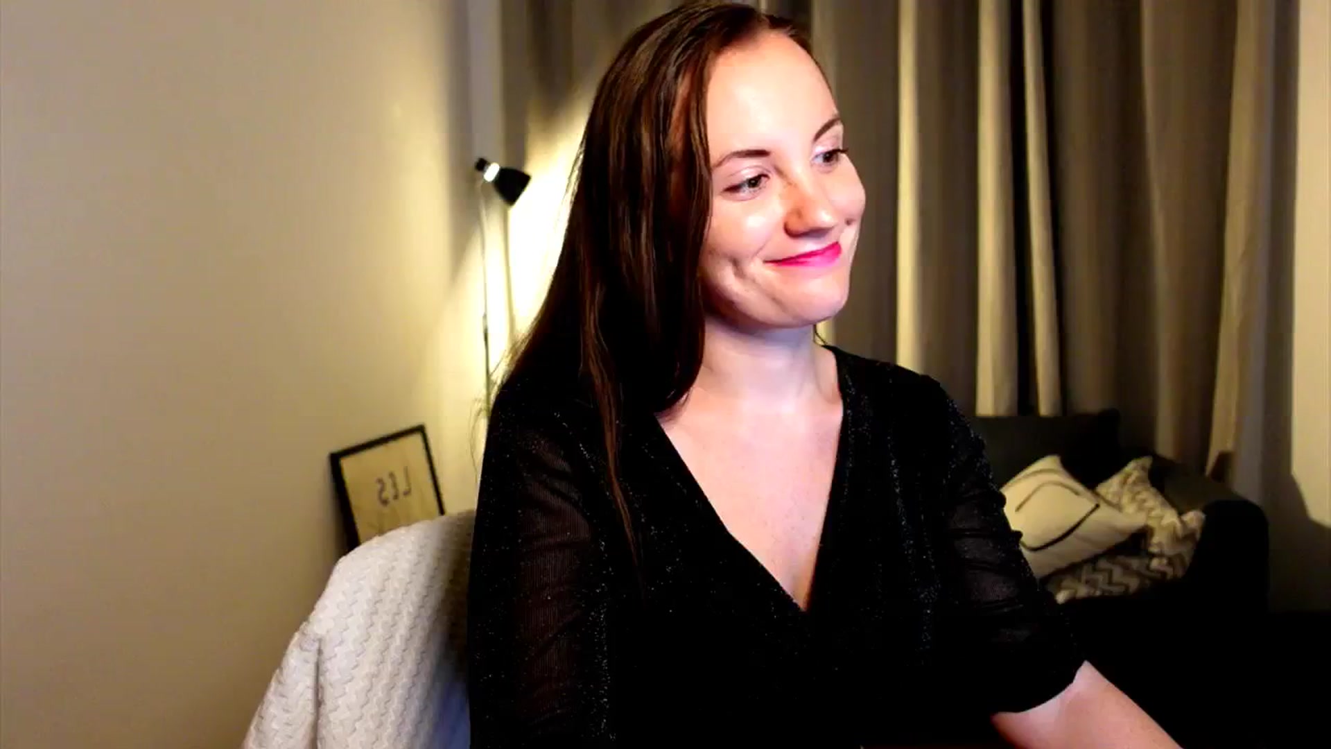 Gallery image thumbnail from Wonderr_Woman's myfreecams stream on, 10/13/2024, 18:51 image 19 of 20