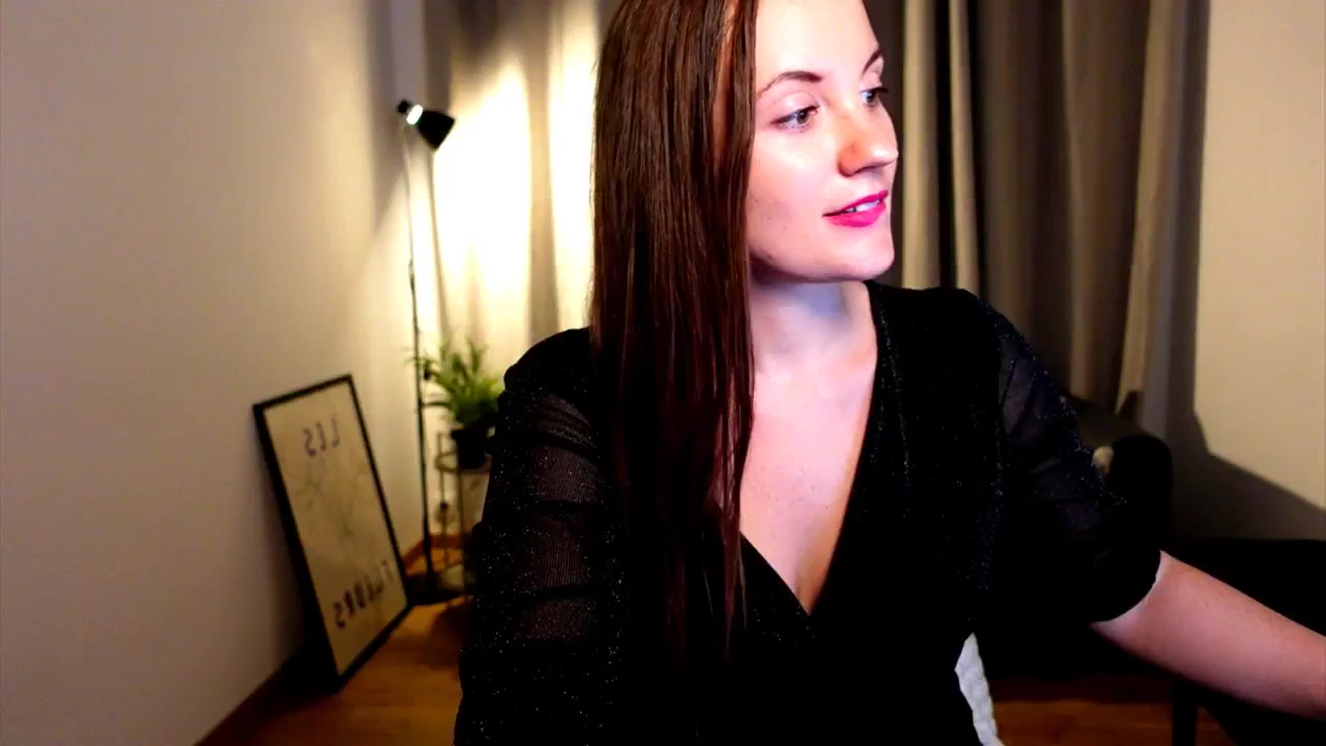 Gallery image thumbnail from Wonderr_Woman's myfreecams stream on, 10/13/2024, 18:51 image 8 of 20
