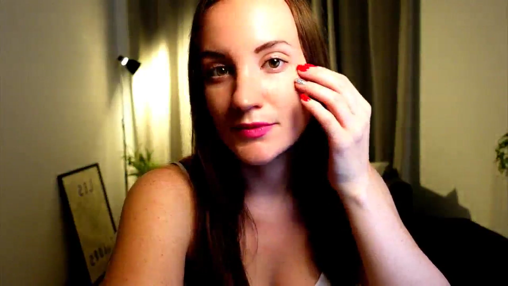 Gallery image thumbnail from Wonderr_Woman's myfreecams stream on, 10/15/2024, 18:45 image 3 of 20