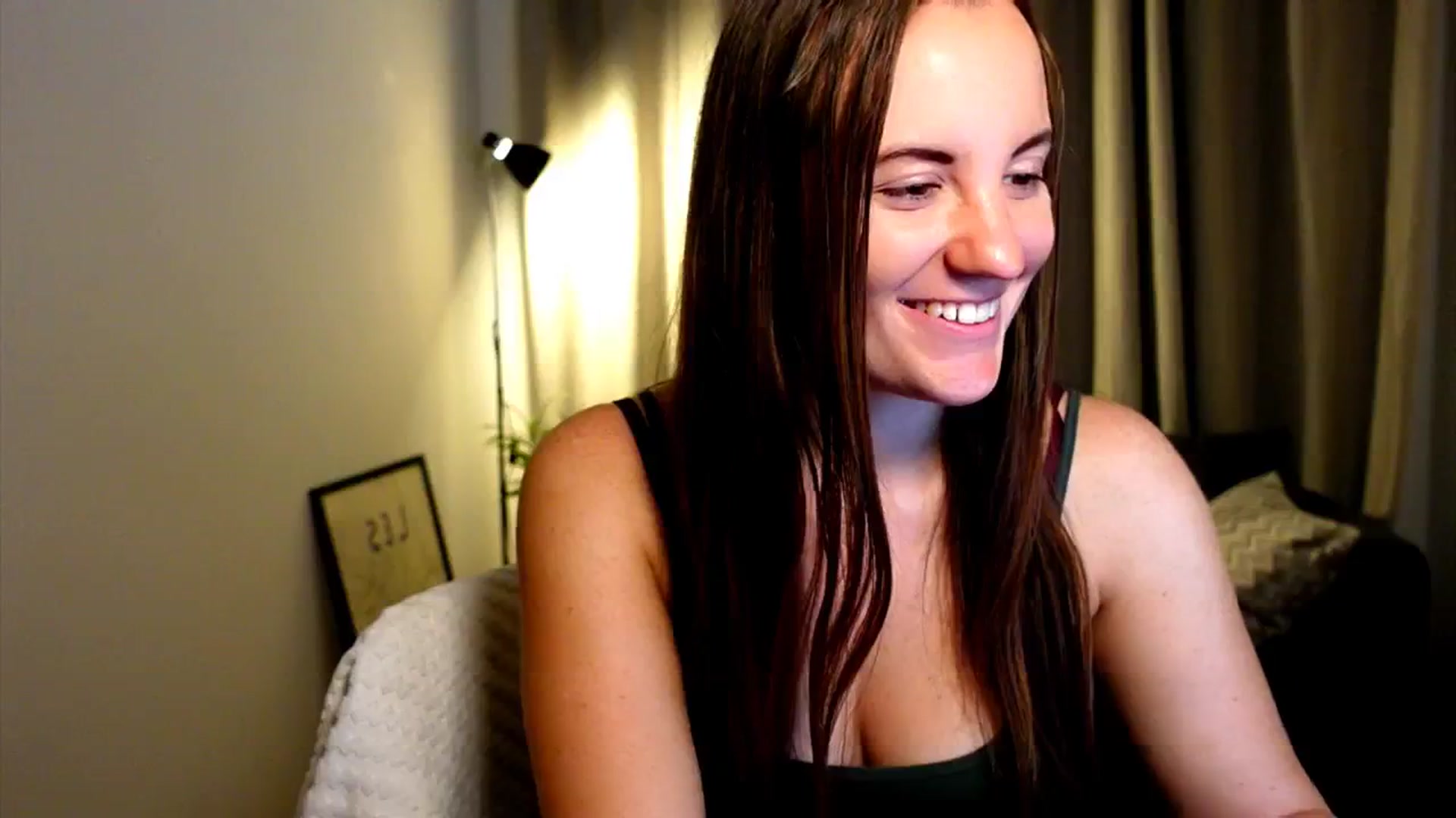 Gallery image thumbnail from Wonderr_Woman's myfreecams stream on, 10/16/2024, 12:37 image 7 of 20