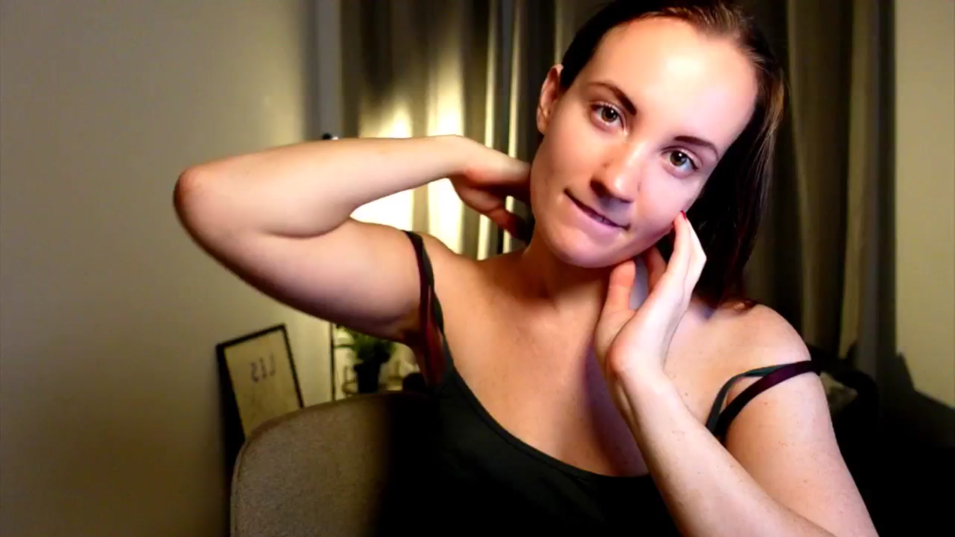 Gallery image thumbnail from Wonderr_Woman's myfreecams stream on, 10/16/2024, 15:53 image 11 of 20