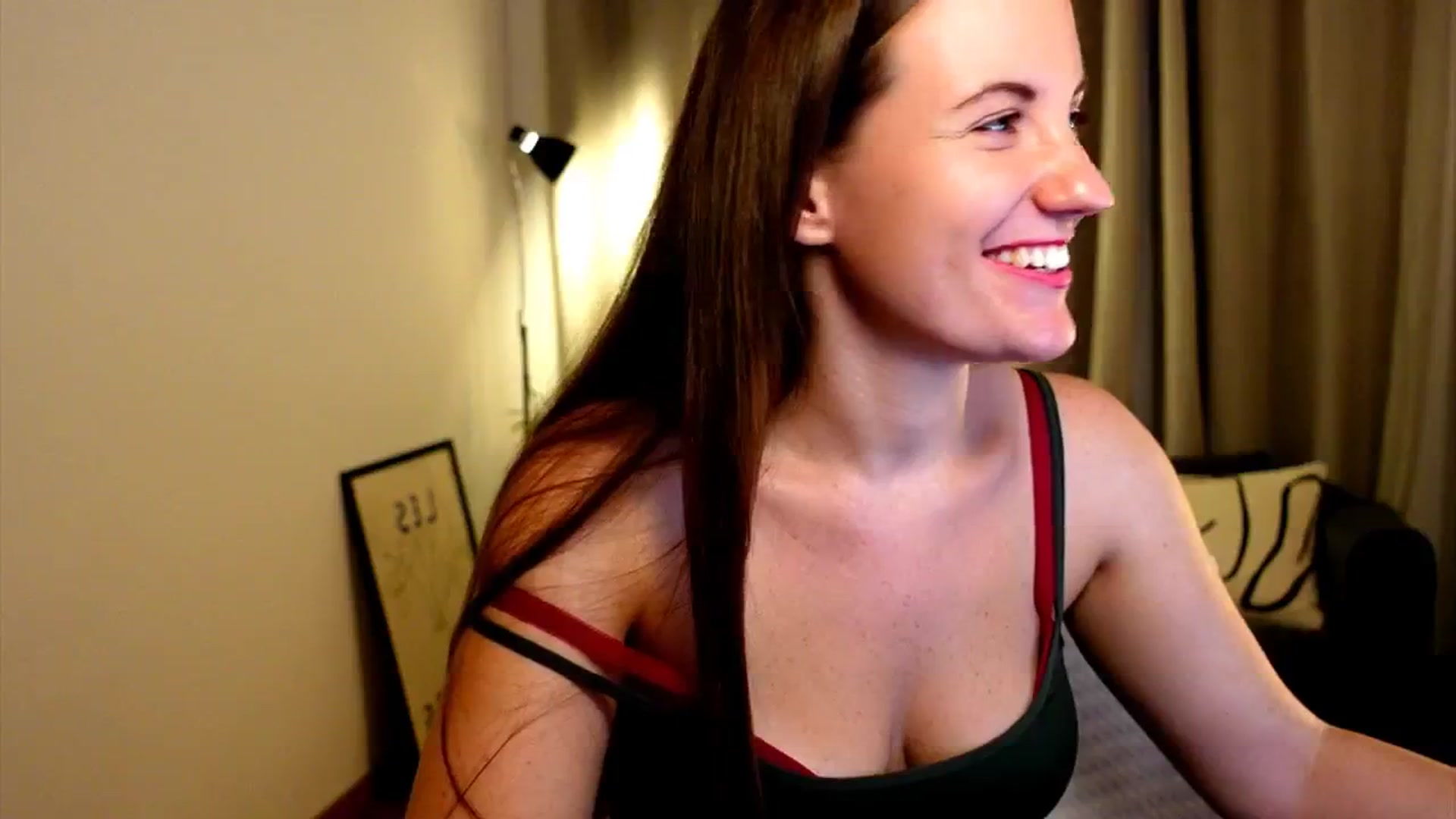 Gallery image thumbnail from Wonderr_Woman's myfreecams stream on, 10/17/2024, 16:09 image 9 of 20