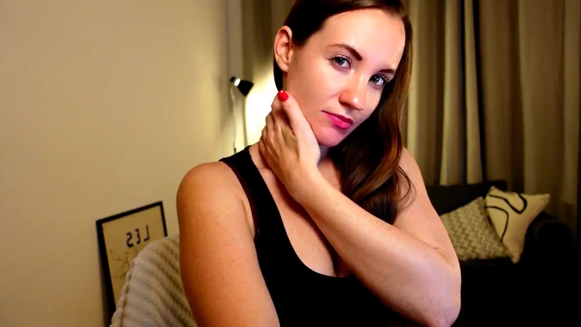Gallery image thumbnail from Wonderr_Woman's myfreecams stream on, 10/20/2024, 21:46 image 16 of 20