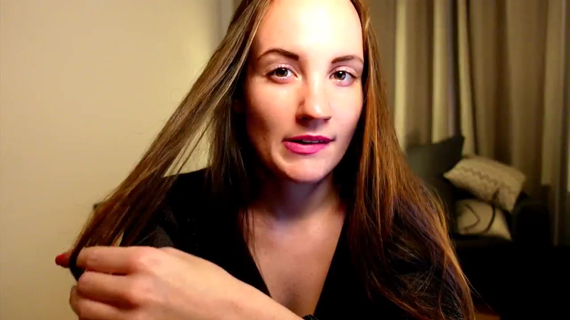 Gallery image thumbnail from Wonderr_Woman's myfreecams stream on, 10/24/2024, 21:17 image 11 of 20