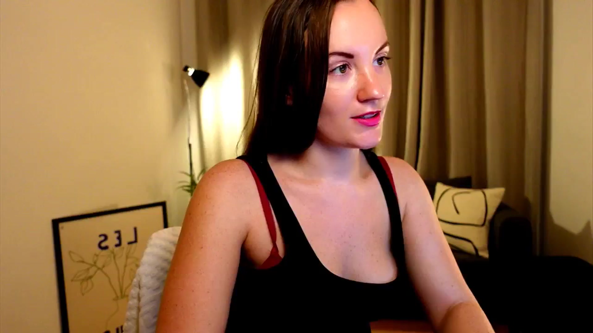 Gallery image thumbnail from Wonderr_Woman's myfreecams stream on, 10/26/2024, 09:00 image 6 of 20