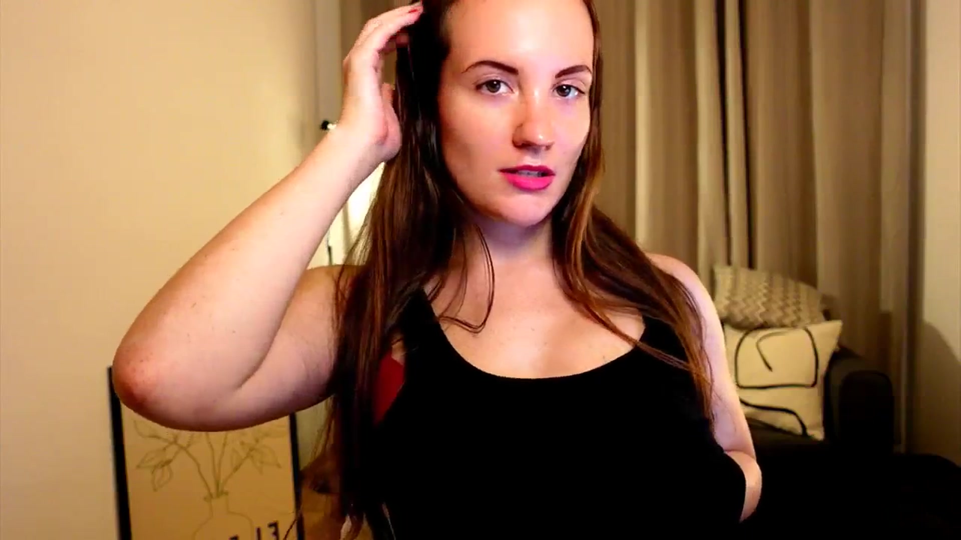 Gallery image thumbnail from Wonderr_Woman's myfreecams stream on, 10/26/2024, 10:37 image 10 of 20